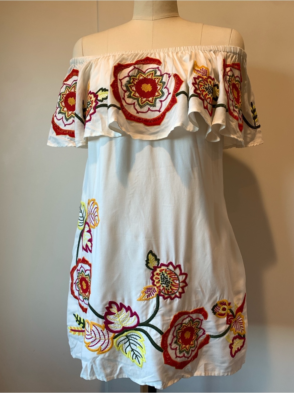 Red Carter White Off-Shoulder Dress with Red & Yellow Floral Embroidery